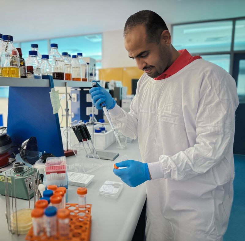 Brian and Ann Dooley Early Career Research Fellowship recipient Dr Mohammed Al-baadani